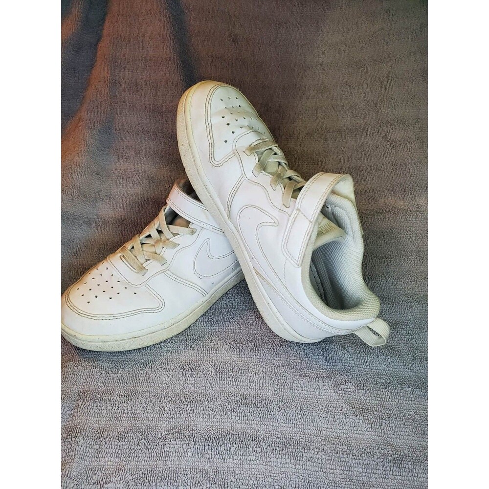Nike Court Borough Low 2 White Kids Sneakers Shoes Size 1.5 y Hook & Loop